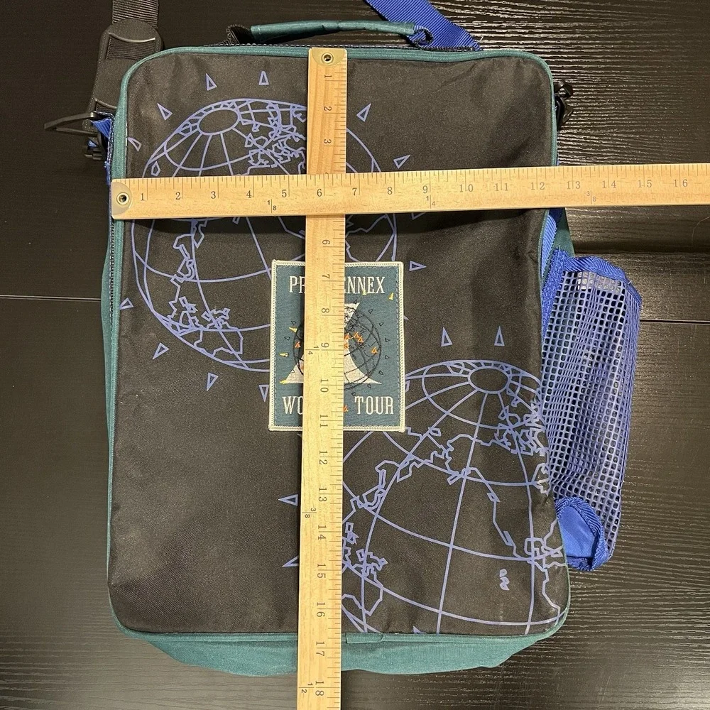 Vintage 90s Pro Kennex World Tour Gear Bag Teal Blue Crossbody Duffel Techwear